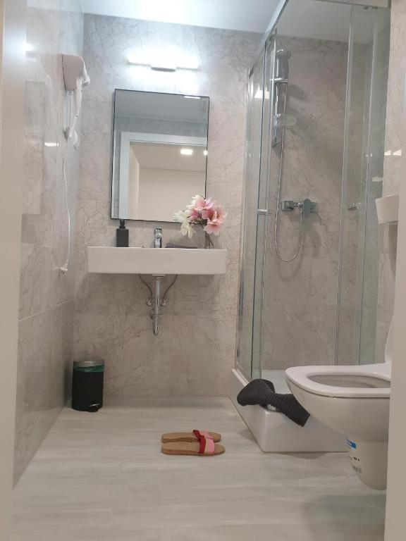 Betariel'Com Westbahnhof M Apartamento Viena Exterior foto