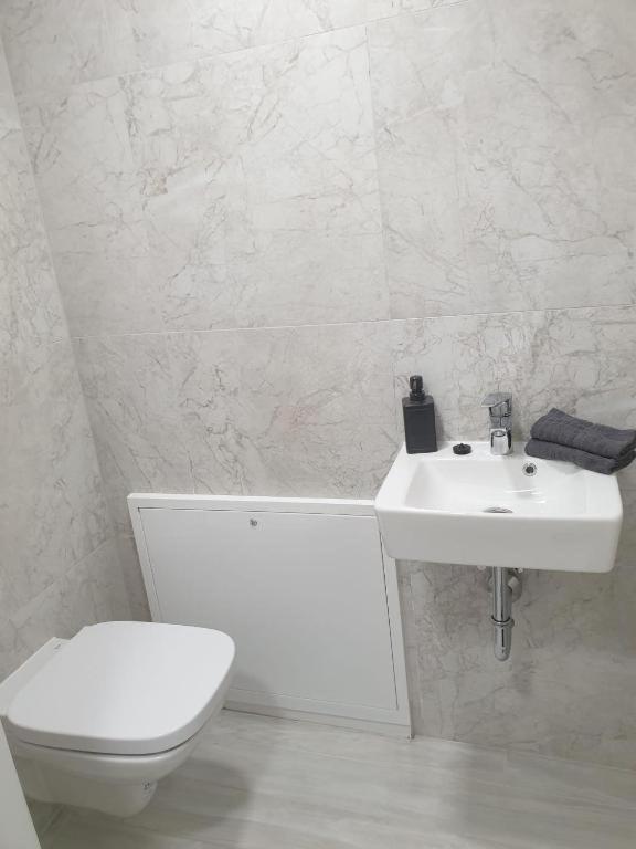 Betariel'Com Westbahnhof M Apartamento Viena Exterior foto